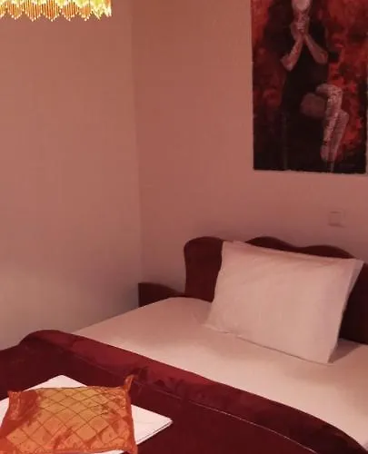 Oniron Semesterbostad *